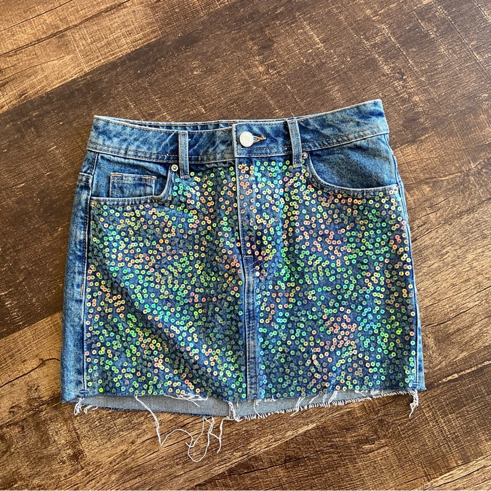 H&M Divided Sequin Embellished Denim Mini Skirt nwot